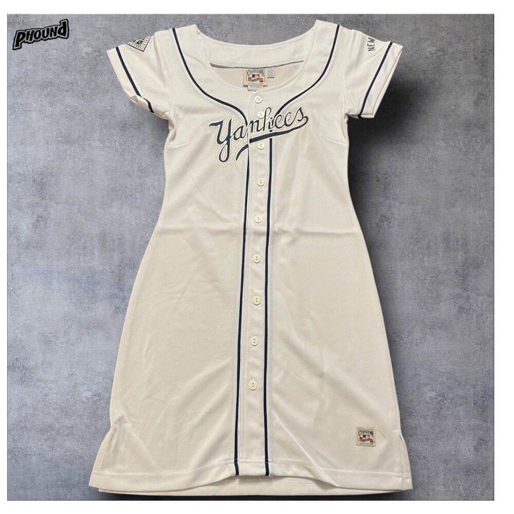 Cooperstown Collection New York Yankees Jersey Dress S 3